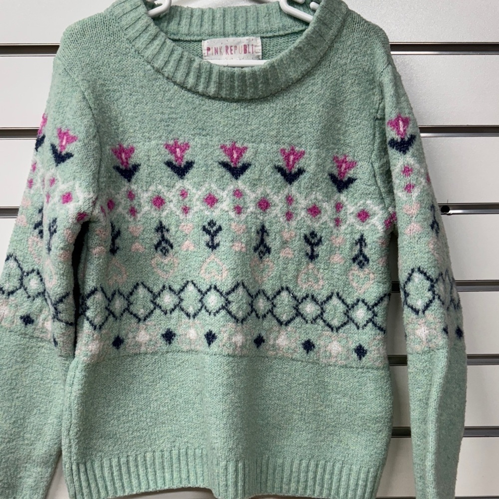 Pink Republic Mint Sweater with Floral Design kids size medium 10/12
